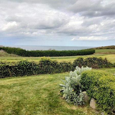 Bienvenue Au Studio L'Escale Bleue Avec Vue Mer Et Sur Le Cap Frehel Saint-Cast-le-Guildo Exteriör bild